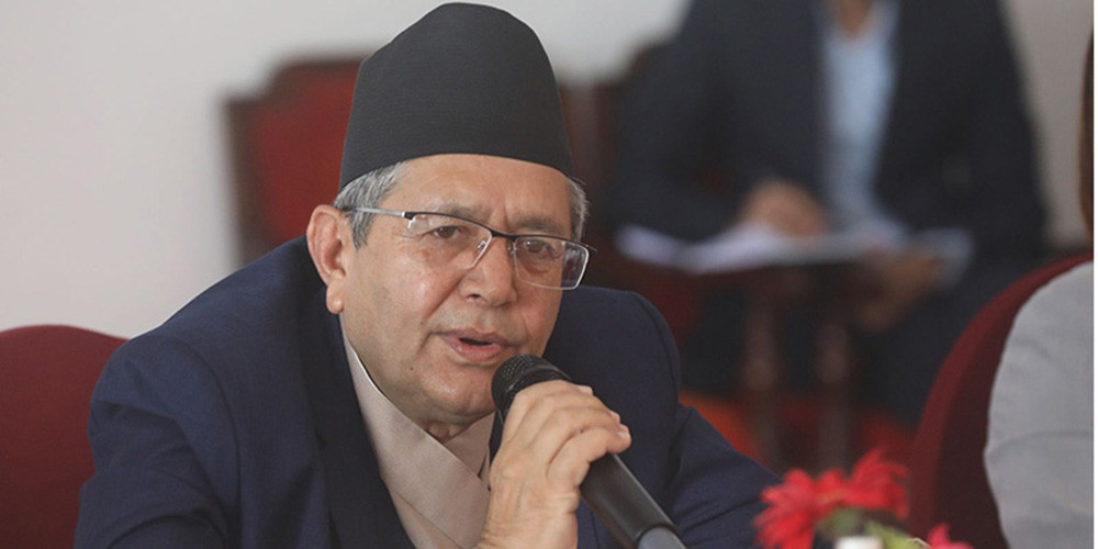 सभामुख घिमिरेले प्रमुख सचेतकहरुसँग छलफल गर्दै